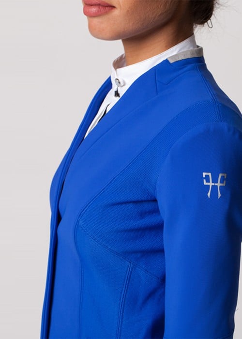 What kind of Pilot are you? • Horse Pilot • Technical clothing for riders